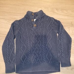 GAP kids Size Small Cozy Cable Knit Sweater with Button Collar